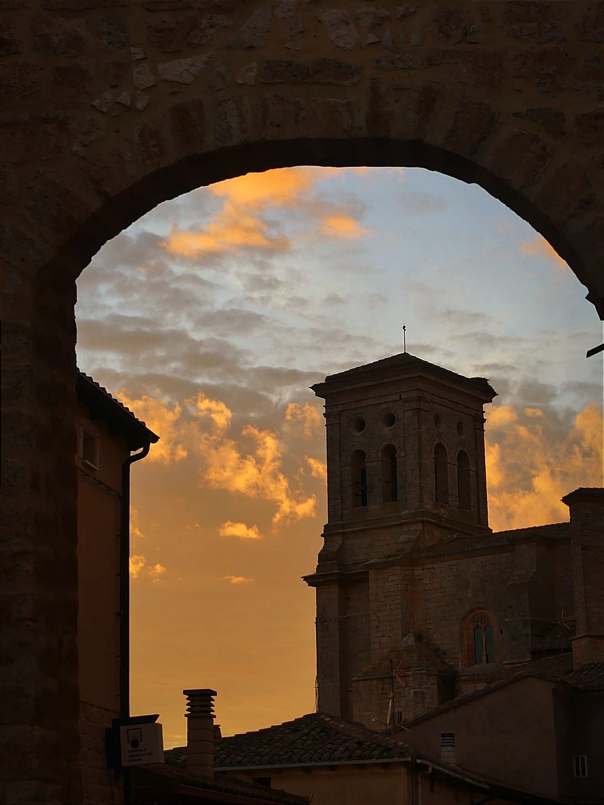 Vista de la Iglesia desde el Arco